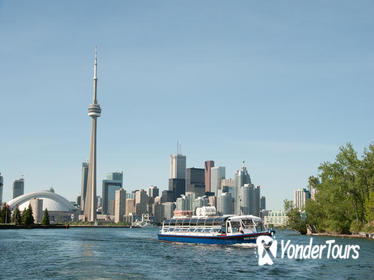 1-Hour Toronto Harbour Tour with Live Narration 1-Hour Toronto Harbour Tour with Live Narration